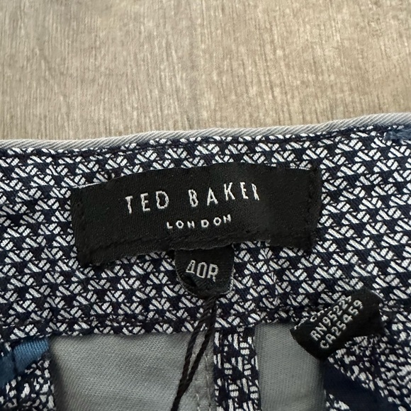 New Ted Baker London Light Gray Premium Selvedge Chino Shorts 40R - Picture 4 of 16